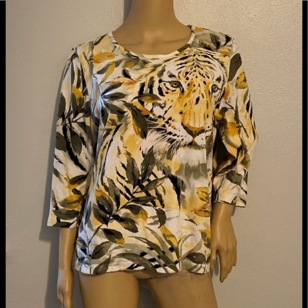 Alfred Dunner size M top blouse lion face
